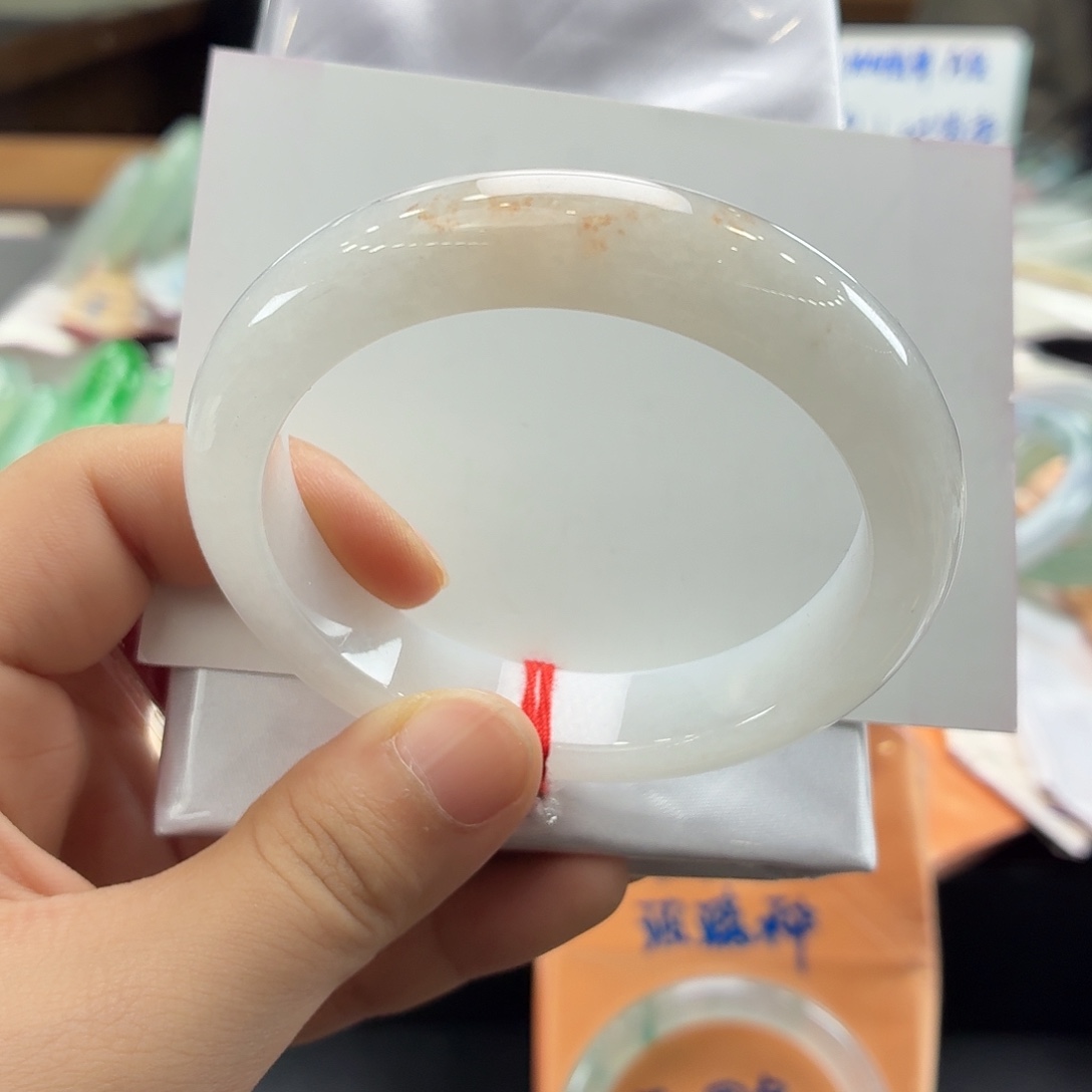 翡翠未镶嵌手镯12号