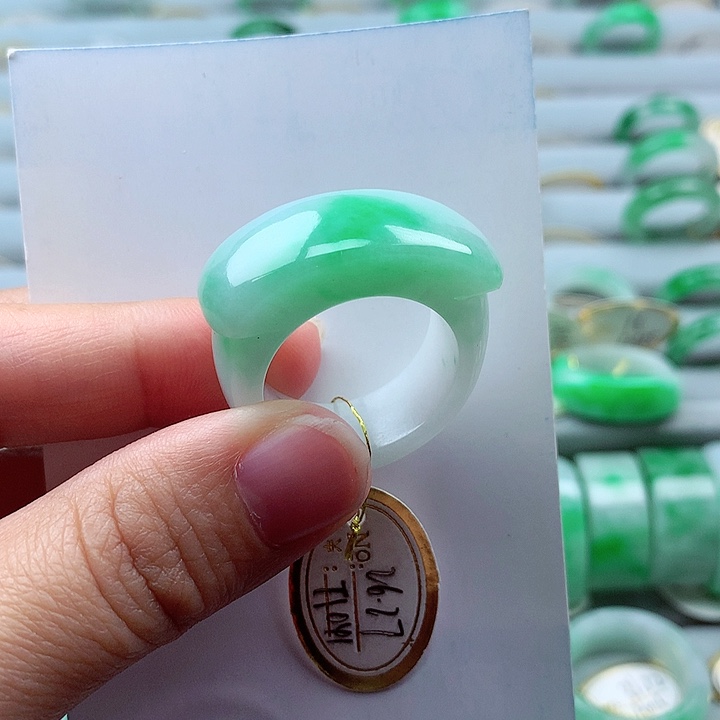 【闪购商品】未镶嵌戒指翡翠传***量26.27号