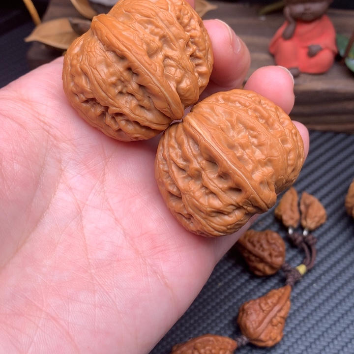 文玩核桃吊坠元宝42