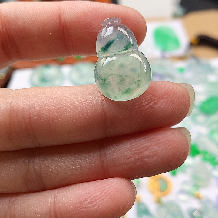 翡翠吊坠(不含链)未镶嵌葫芦