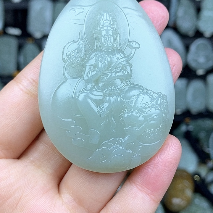 和田玉挂件未镶嵌富**生