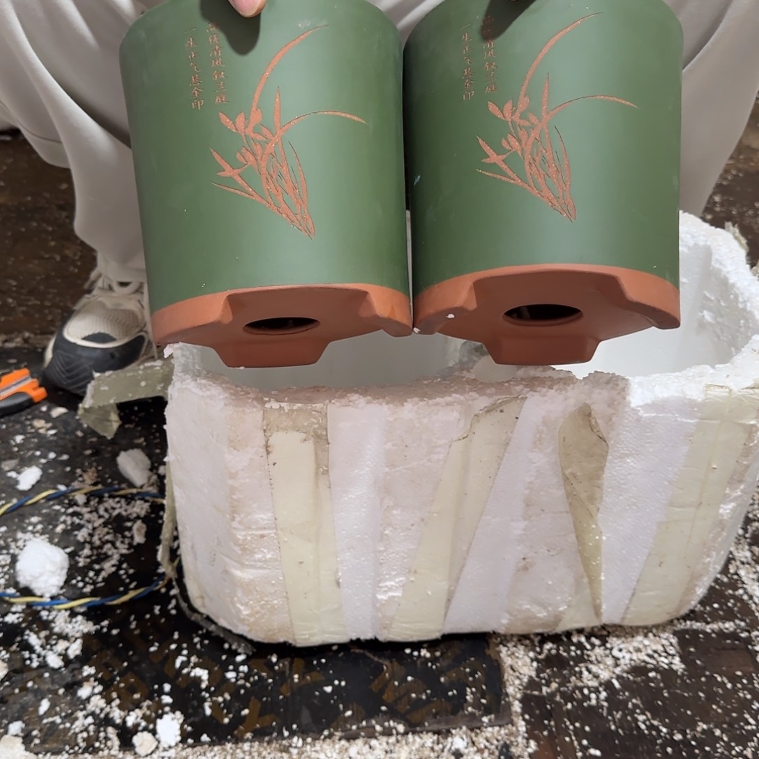 紫砂花盆瑕疵和瑕疵