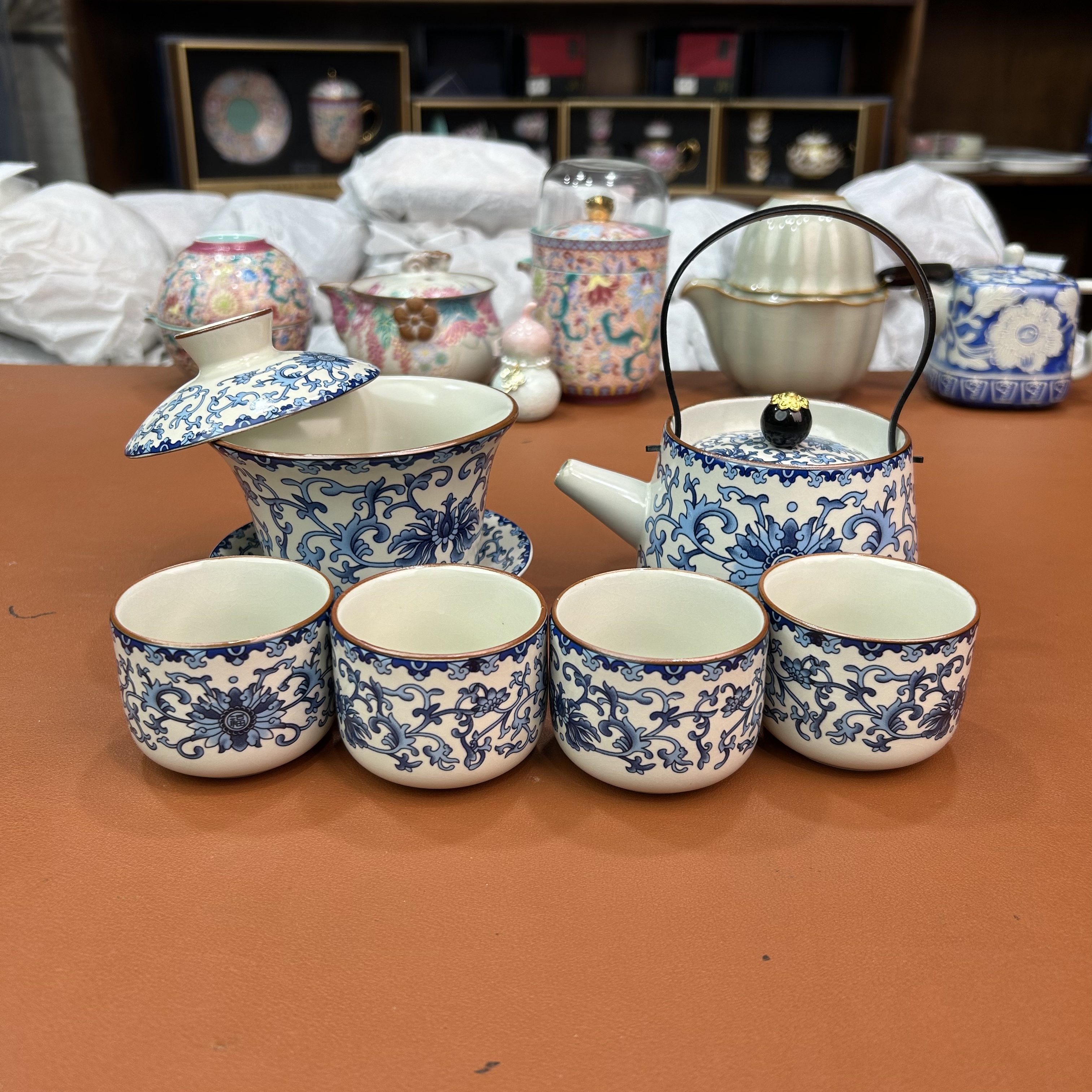 ZH3906-缠枝莲提梁壶加盖碗四杯茶具配件