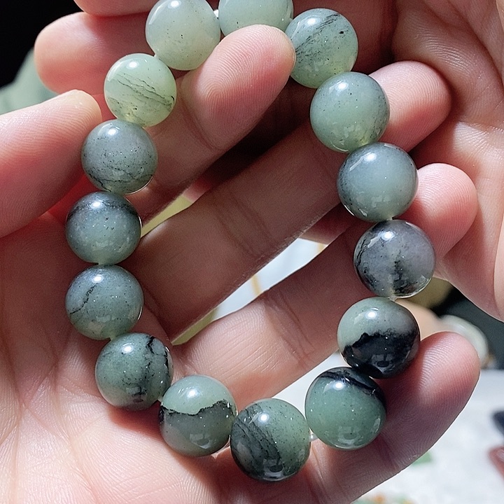 密玉（石英质玉）未镶嵌颈饰