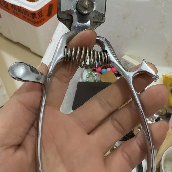 如***水扇子故呼呼呼呼呼呼呼呼