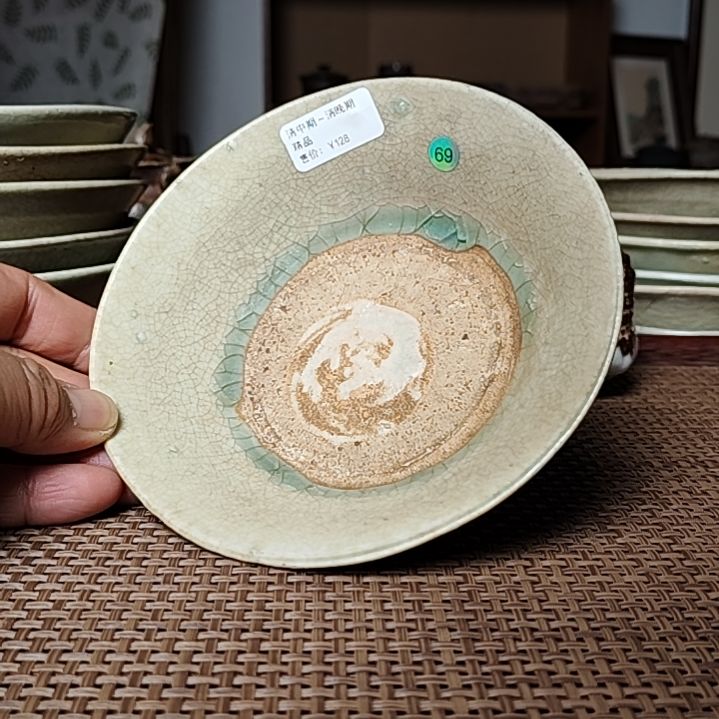 069旧碗蓄水壶承盘子