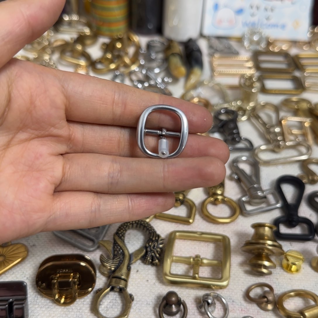 口吃内径1.3 10元10个。