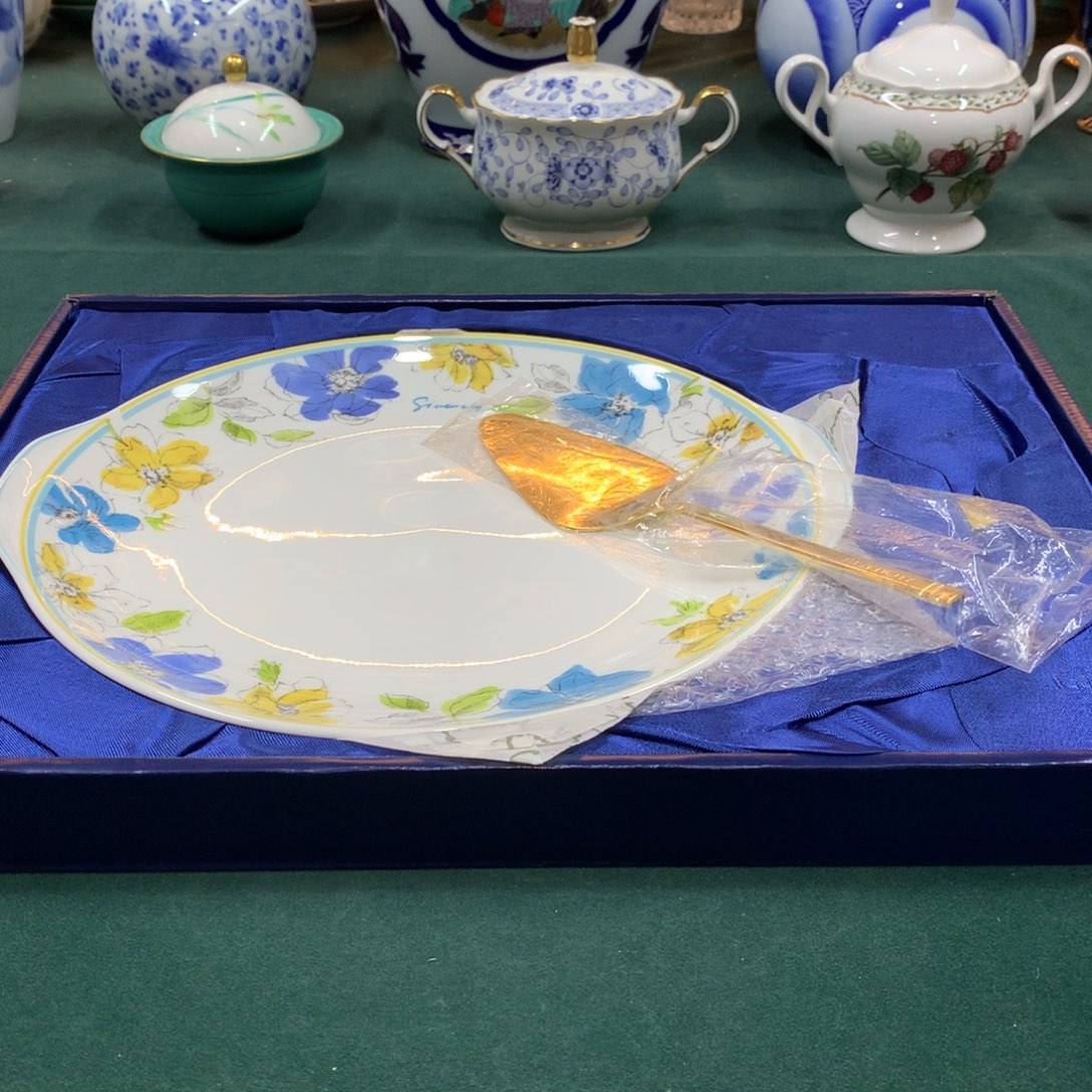 摆件全是大漂亮瓷器啊美美哒