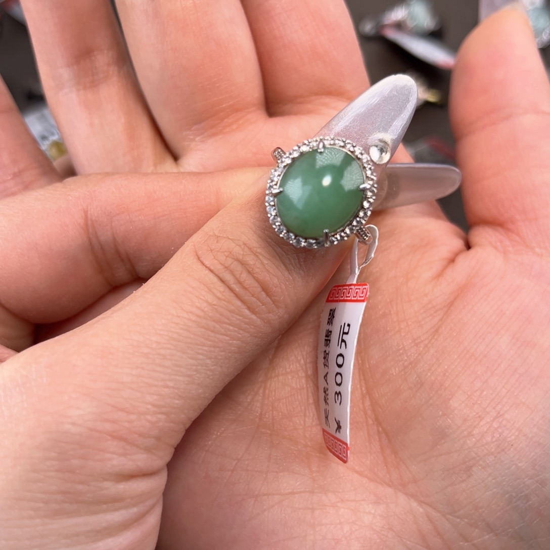 翡翠戒指银S925镶嵌66888
