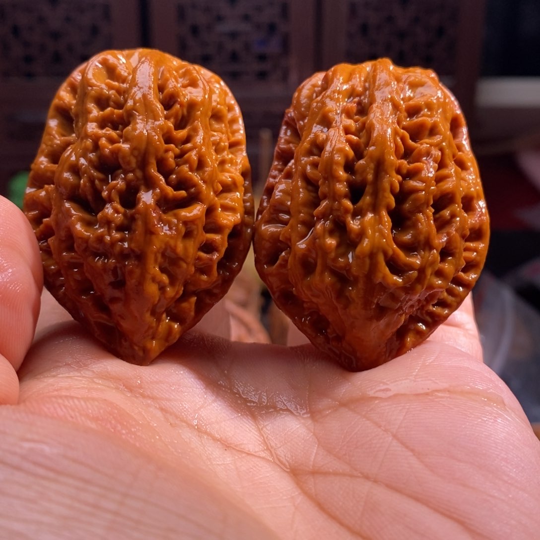 文玩核桃把件核桃30瑕疵阴皮
