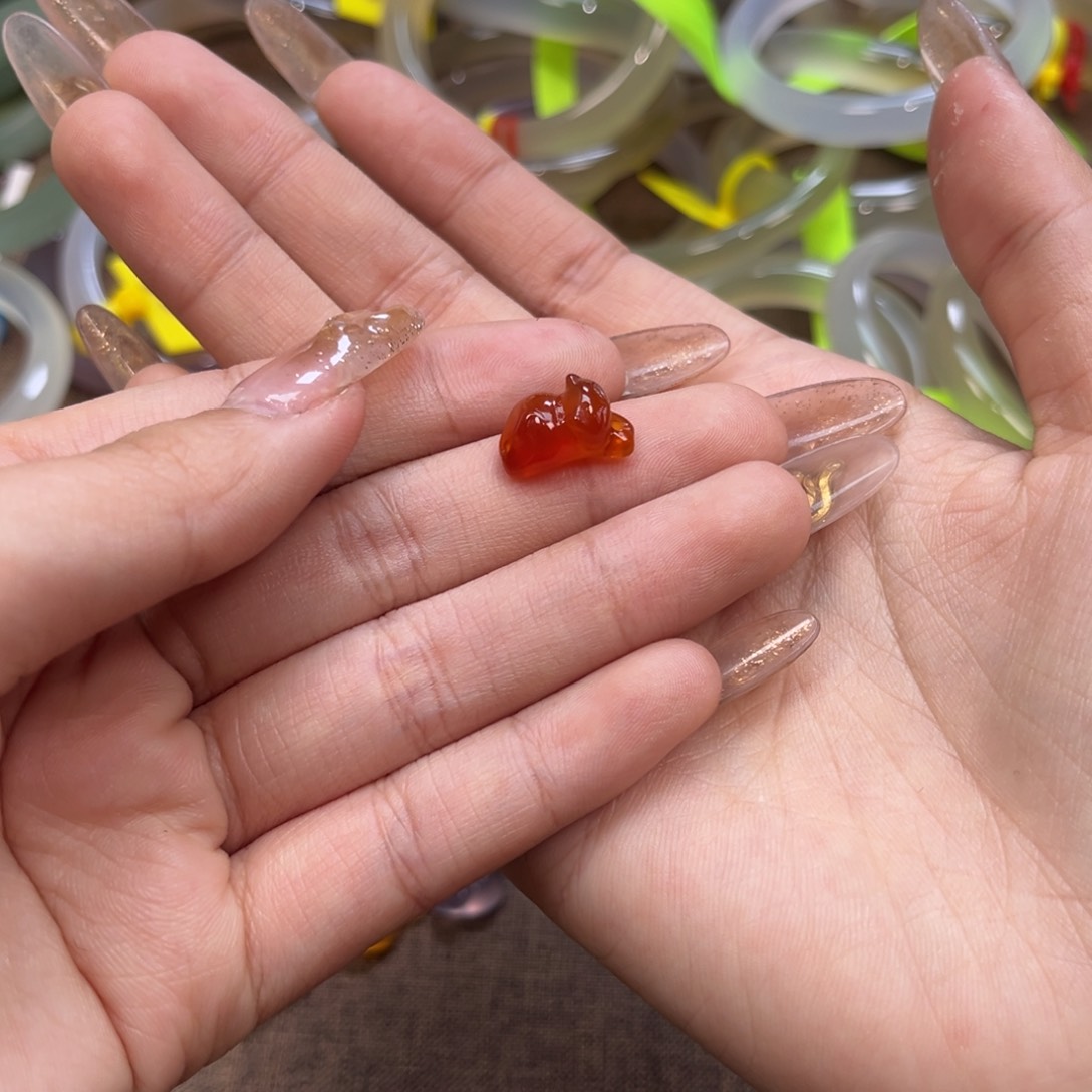 玛瑙/玉髓颈饰未镶嵌簌*