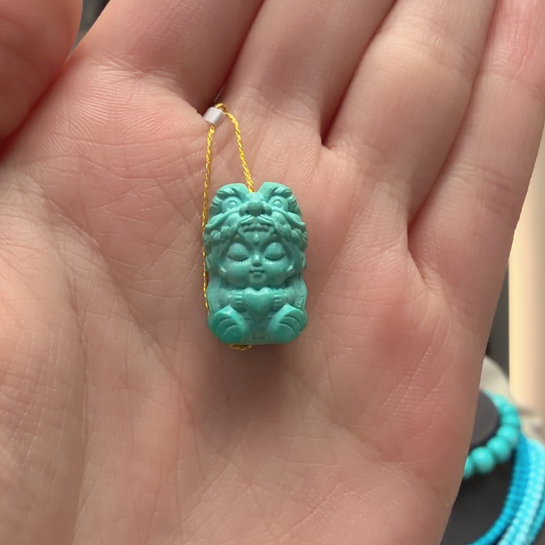 绿松石未镶嵌颈饰