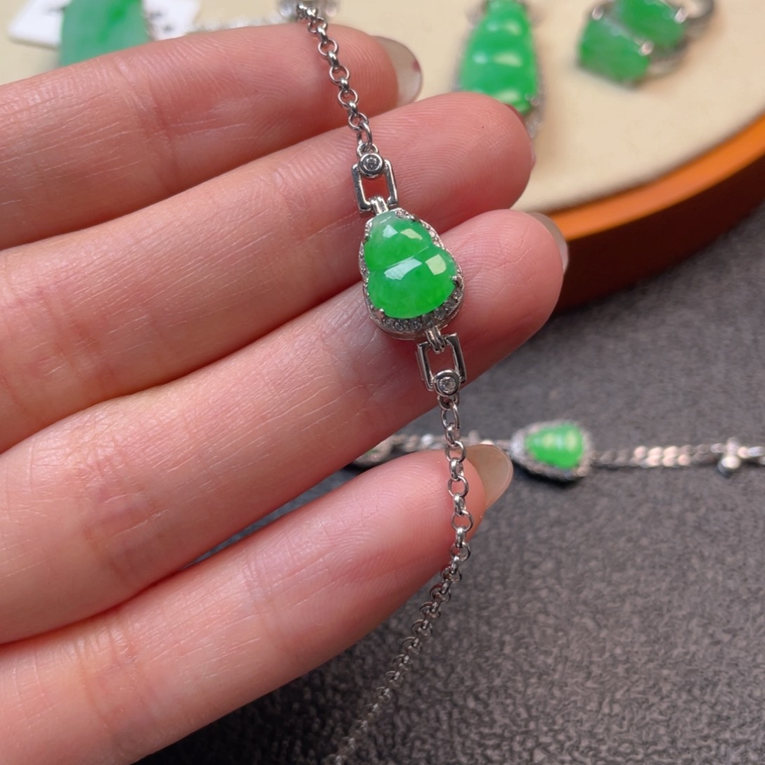 翡翠吊坠(不含链)银S925镶嵌手链