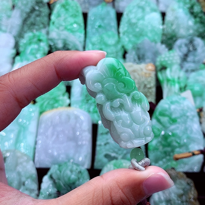 吊坠(不含链)未镶嵌翡翠随****散