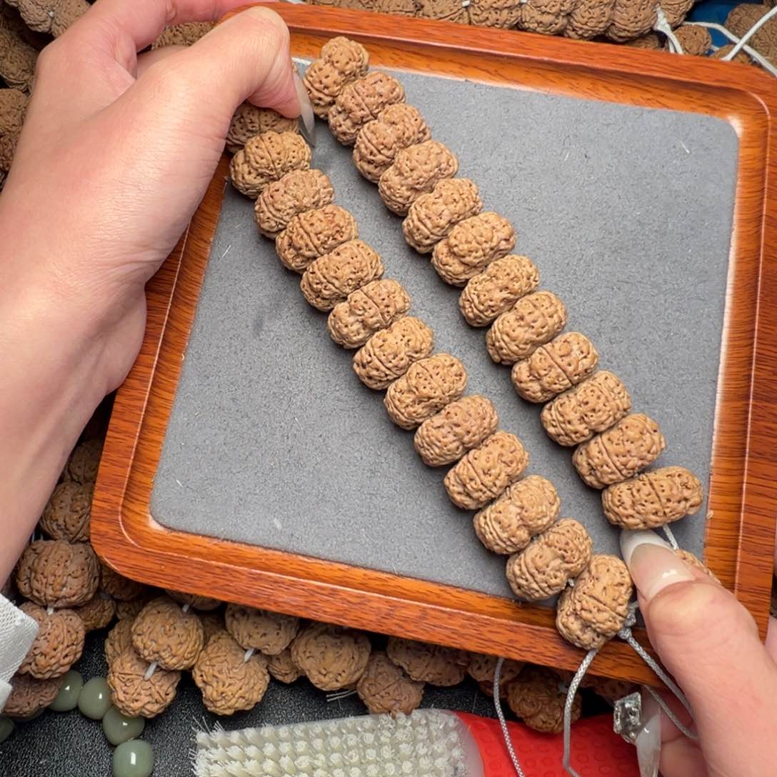 菩提19号尼泊尔大金刚25夹板手持