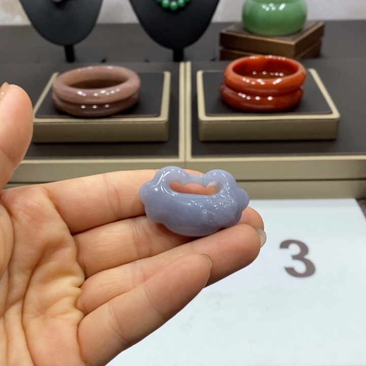 东陵石手镯未镶嵌