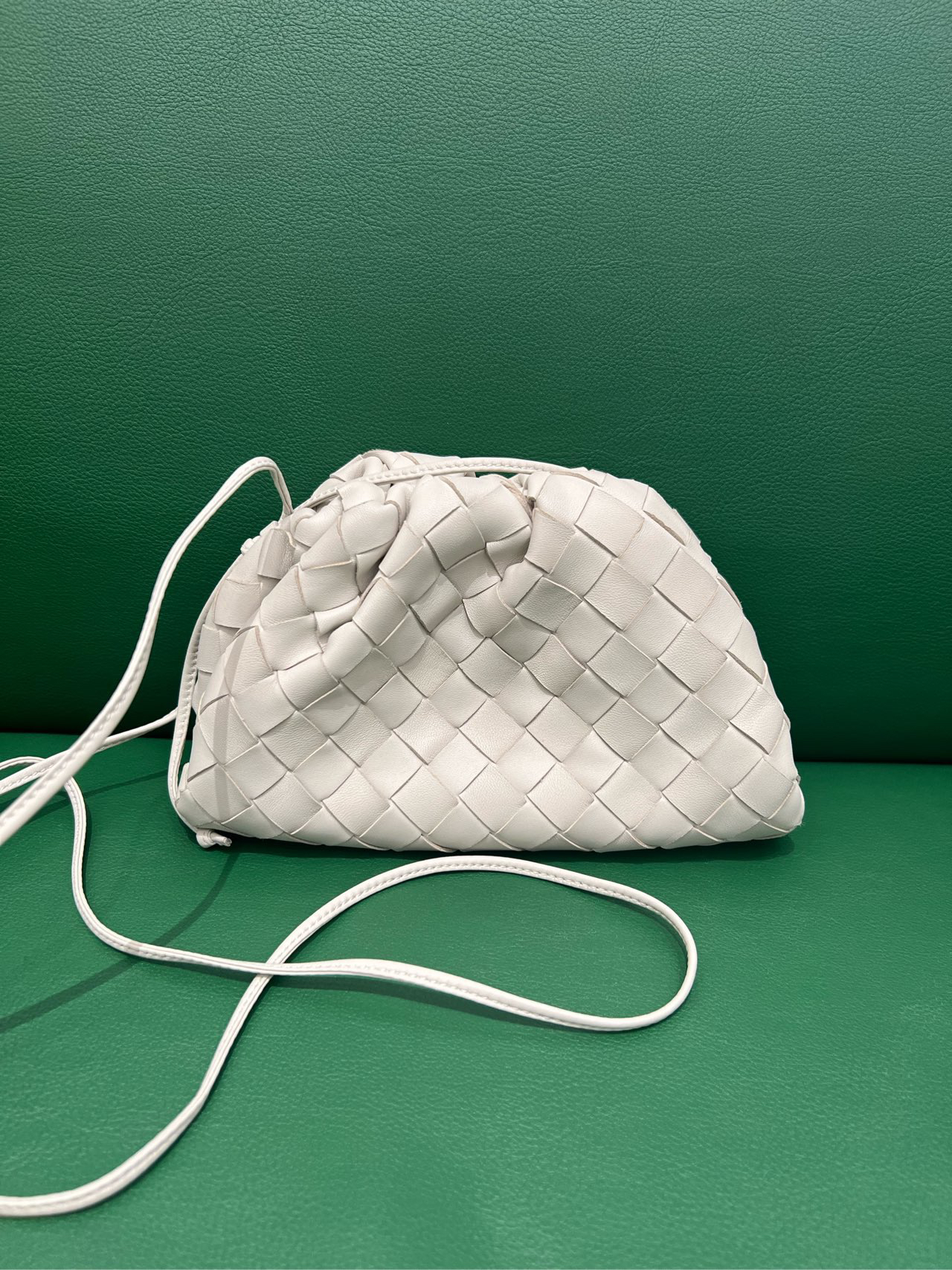 95新 BOTTEGA VENETA/葆蝶家 BV编制织云朵包葆蝶家