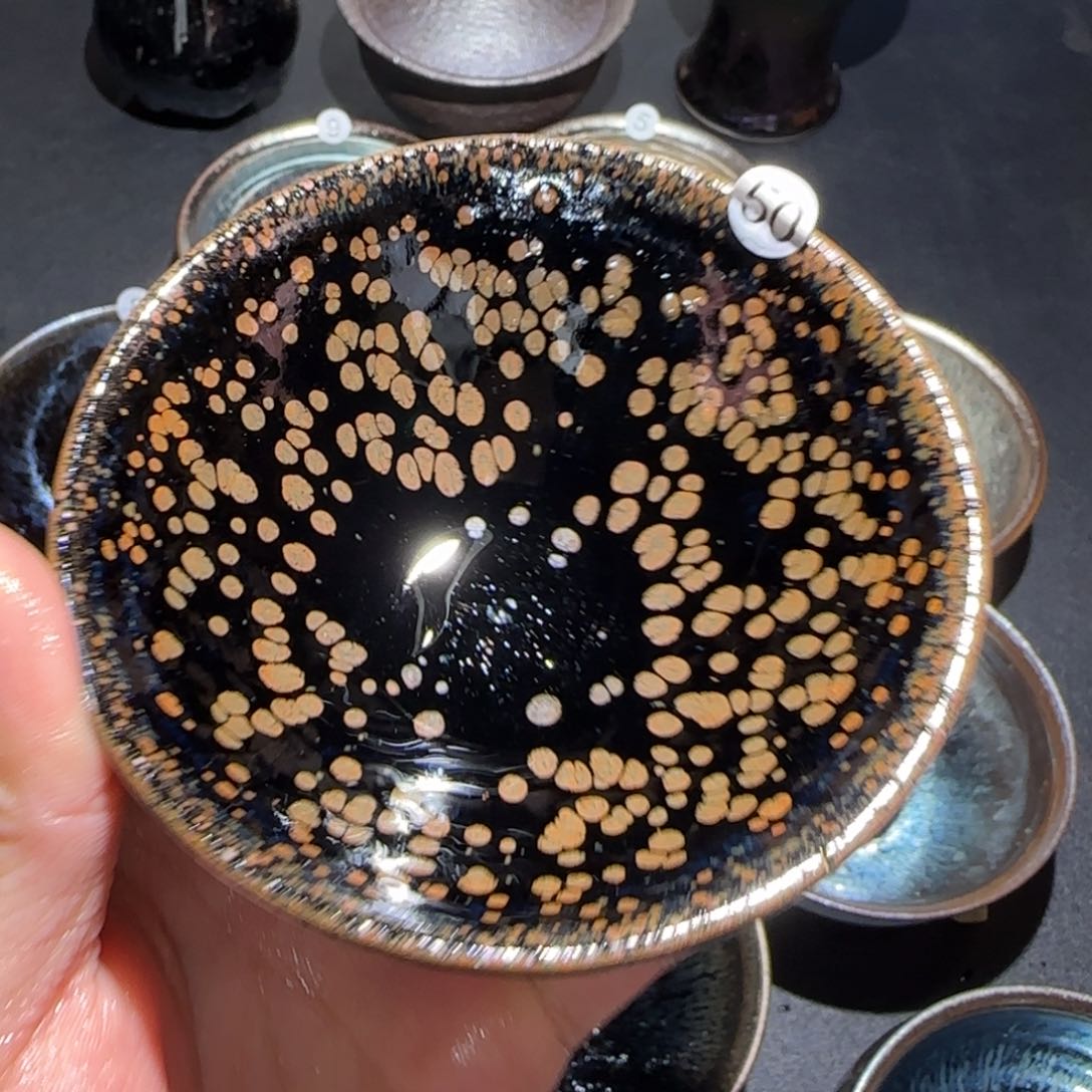 茶盏新号开播放漏放漏50