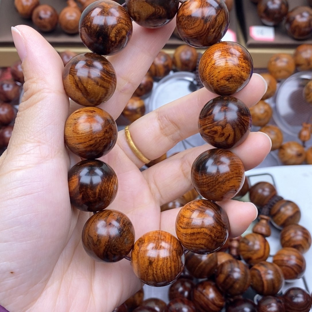 木黄花梨黄花梨黄花梨