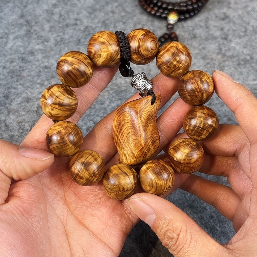 柏木（崖柏）精品360度爆满碎花龙胆闪电