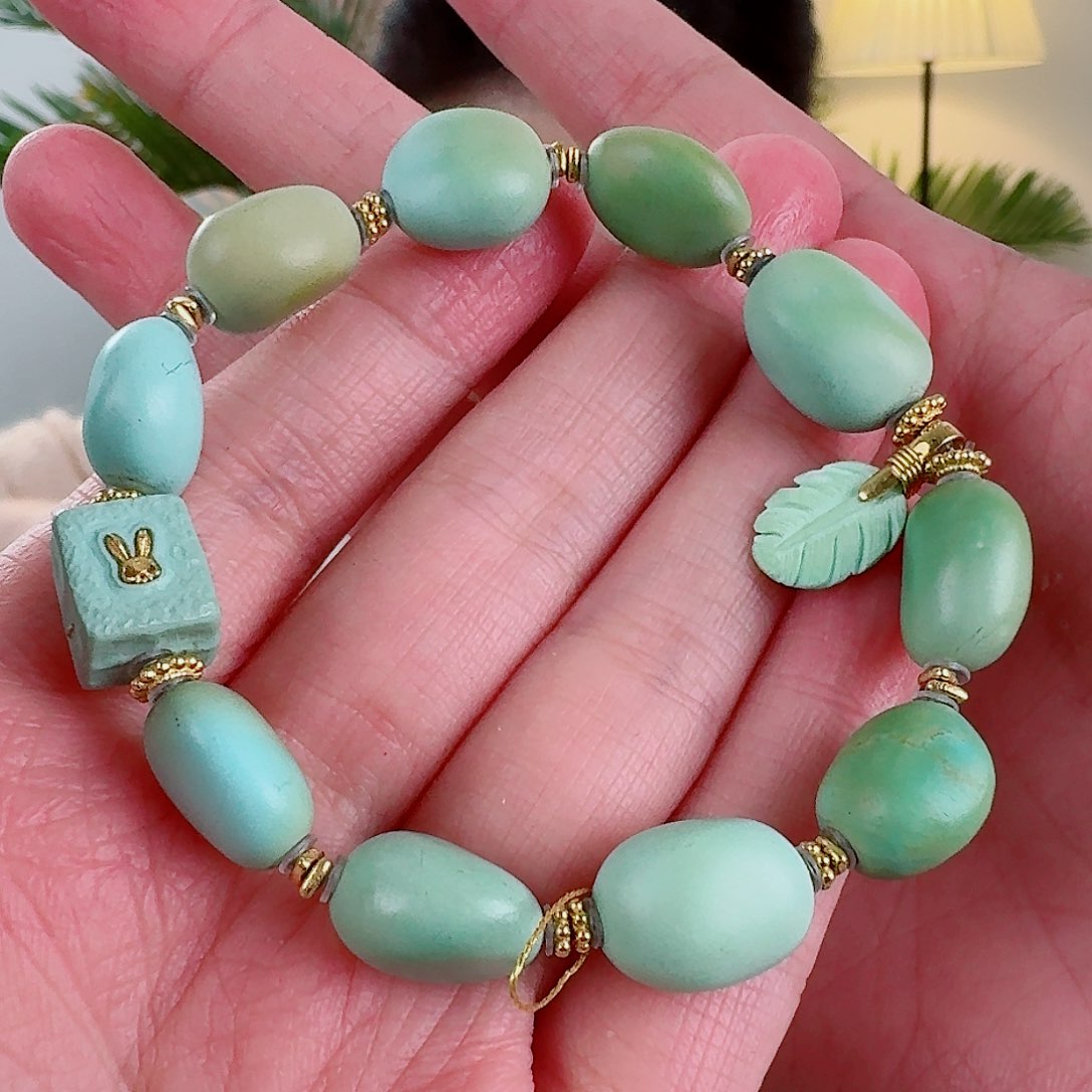 绿松石珠宝奇石18K金镶嵌