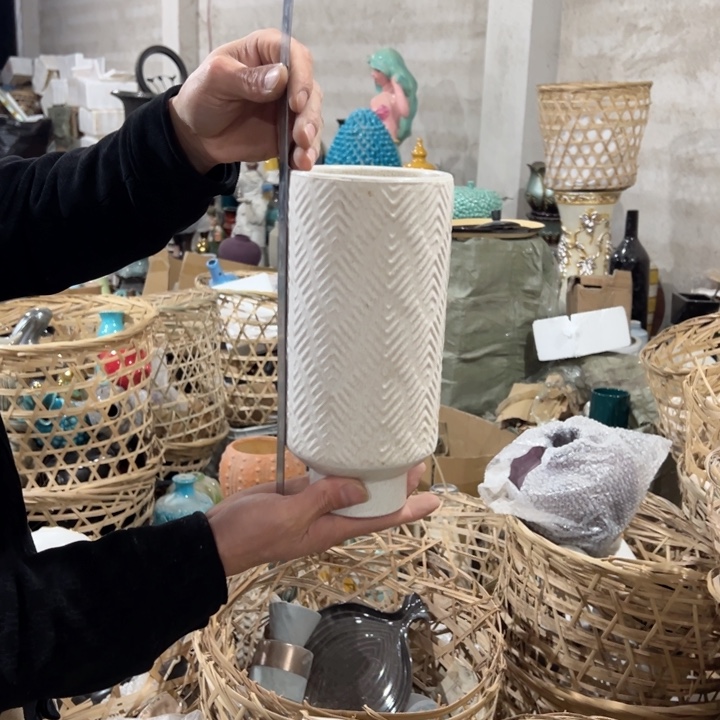 瓶高度25厘米口径10厘米微瑕捡漏干裂