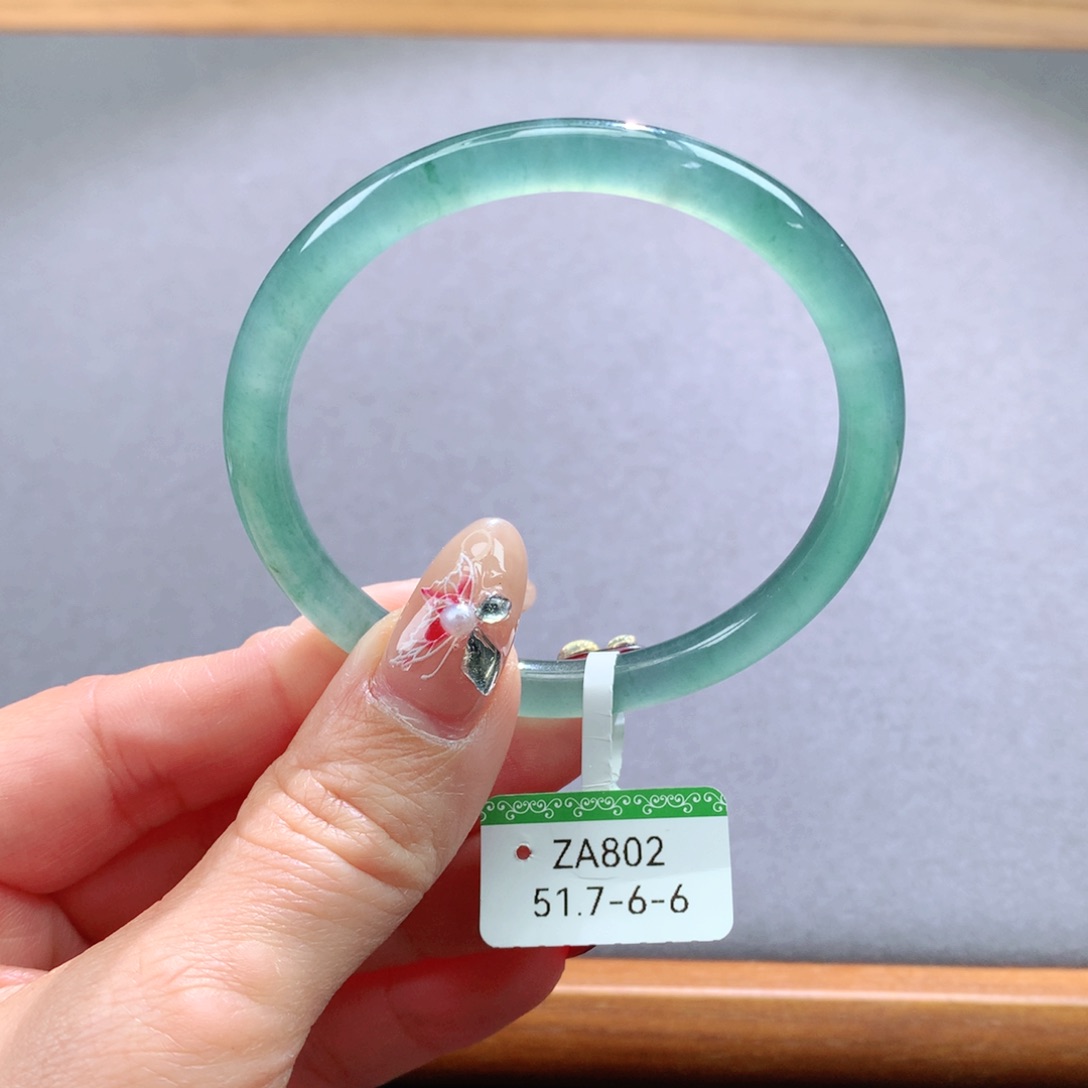 翡翠手镯未镶嵌天然翡翠手镯叮当镯