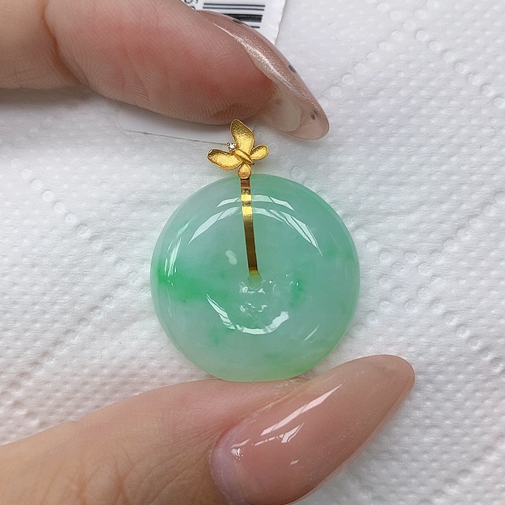 颈饰18K金镶嵌翡翠