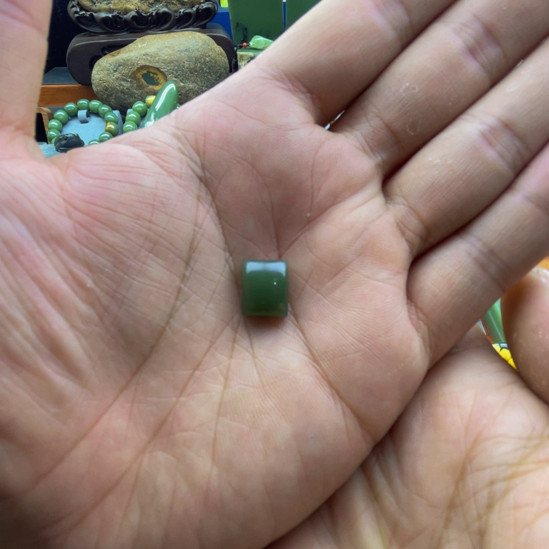 岫岩老玉（透闪石质玉）未镶嵌笔搁