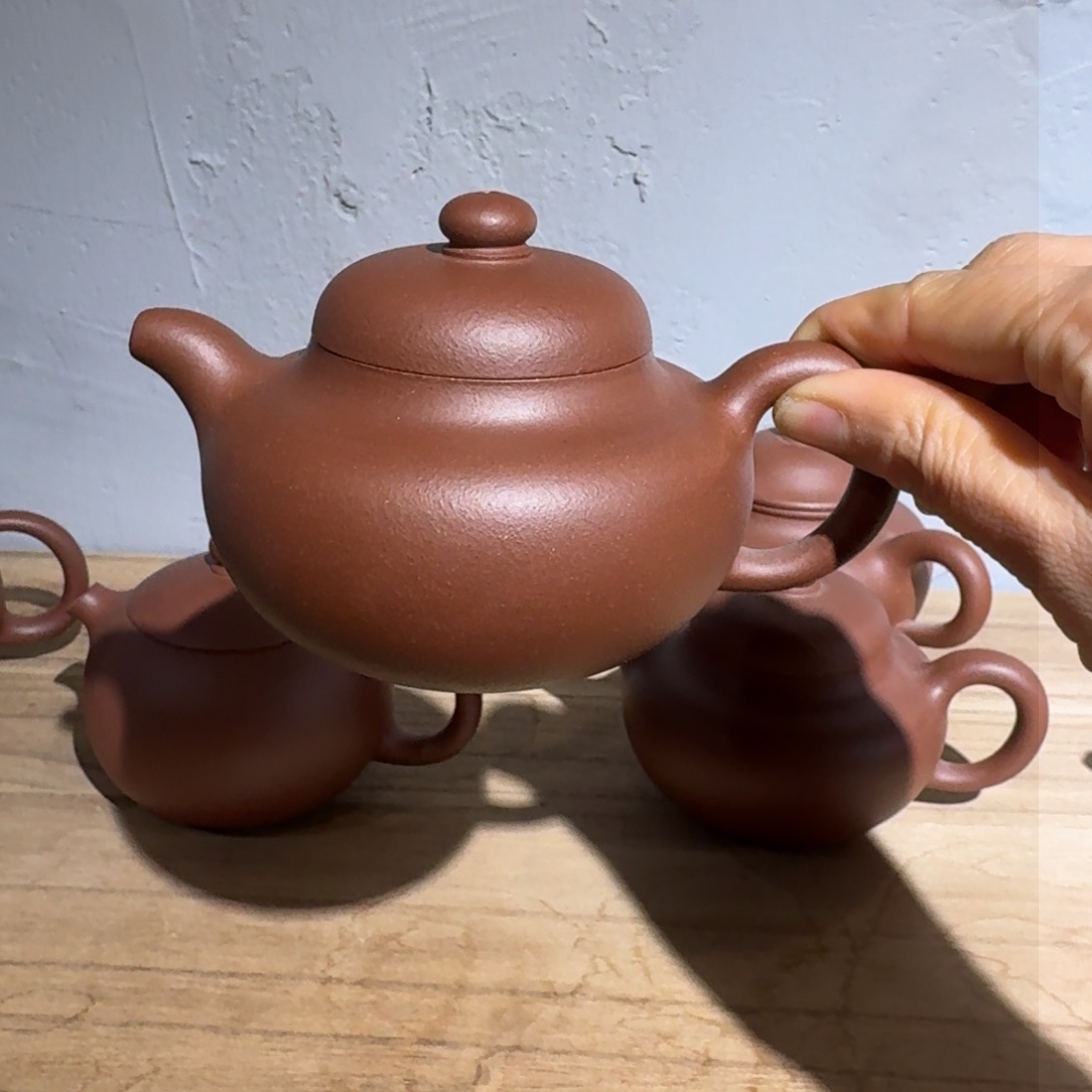 底槽青茶壶微瑕200毫升到手退240元