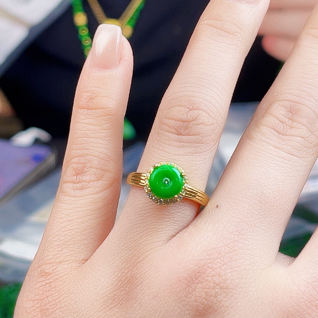 颈饰银S925镶嵌翡翠多样性