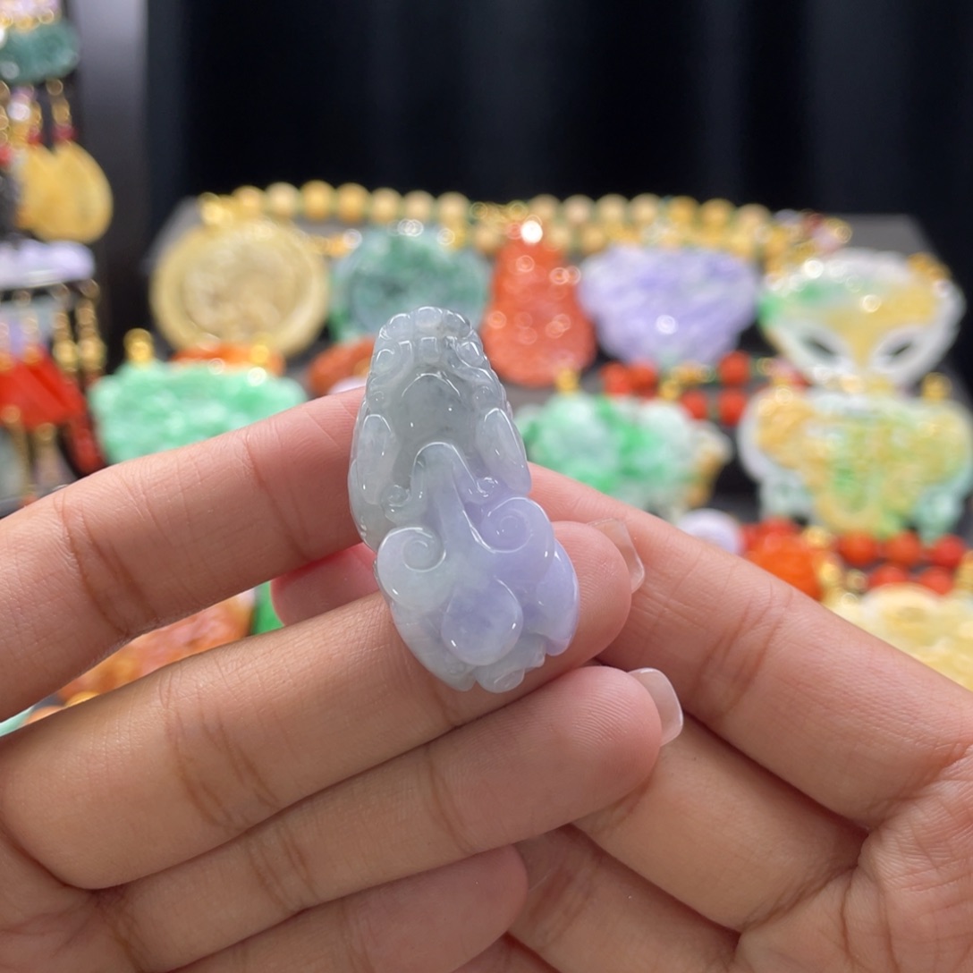 翡翠颈饰未镶嵌代编织