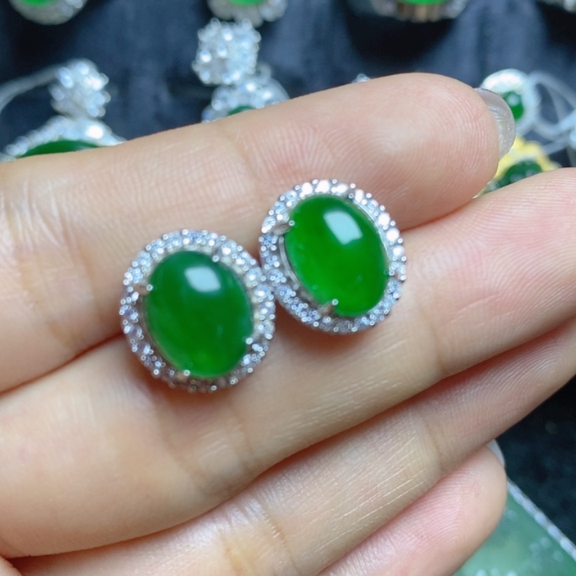 【闪购商品】翡翠挂件银S925镶嵌蛋面耳钉