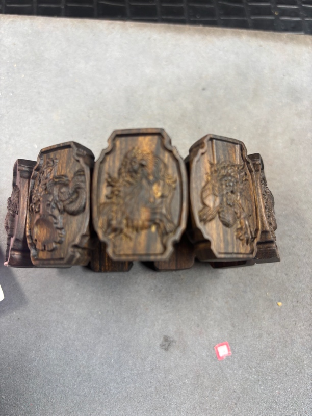 863沉木雕刻手串