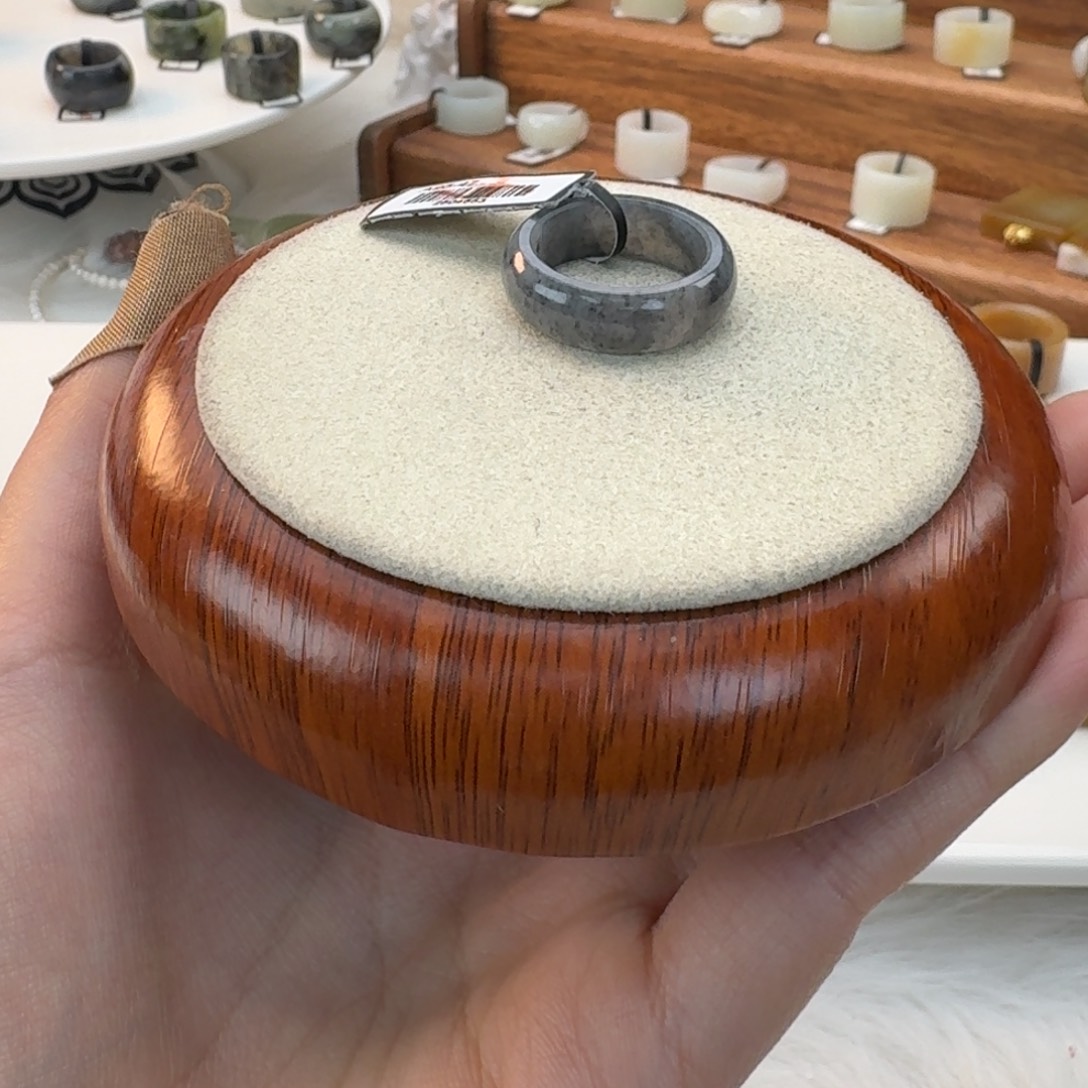 和田玉未镶嵌戒指青花泥鳅背17.75mmj203