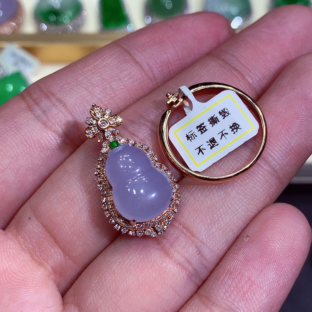 翡翠吊坠(不含链)18K金镶嵌