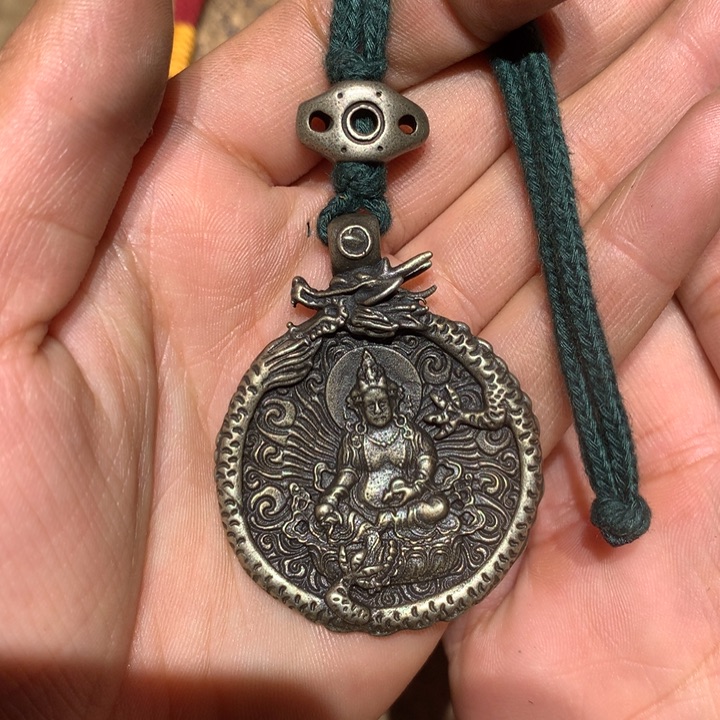 琉璃颈饰喜欢的朋友