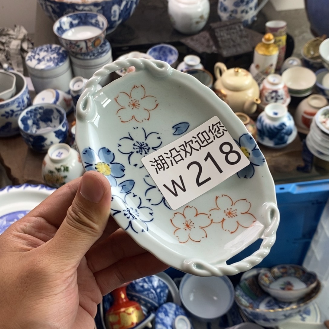 兰****瓷器的的时候就会觉得