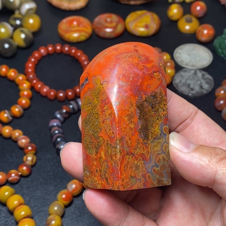 玛瑙/玉髓颈饰未镶嵌