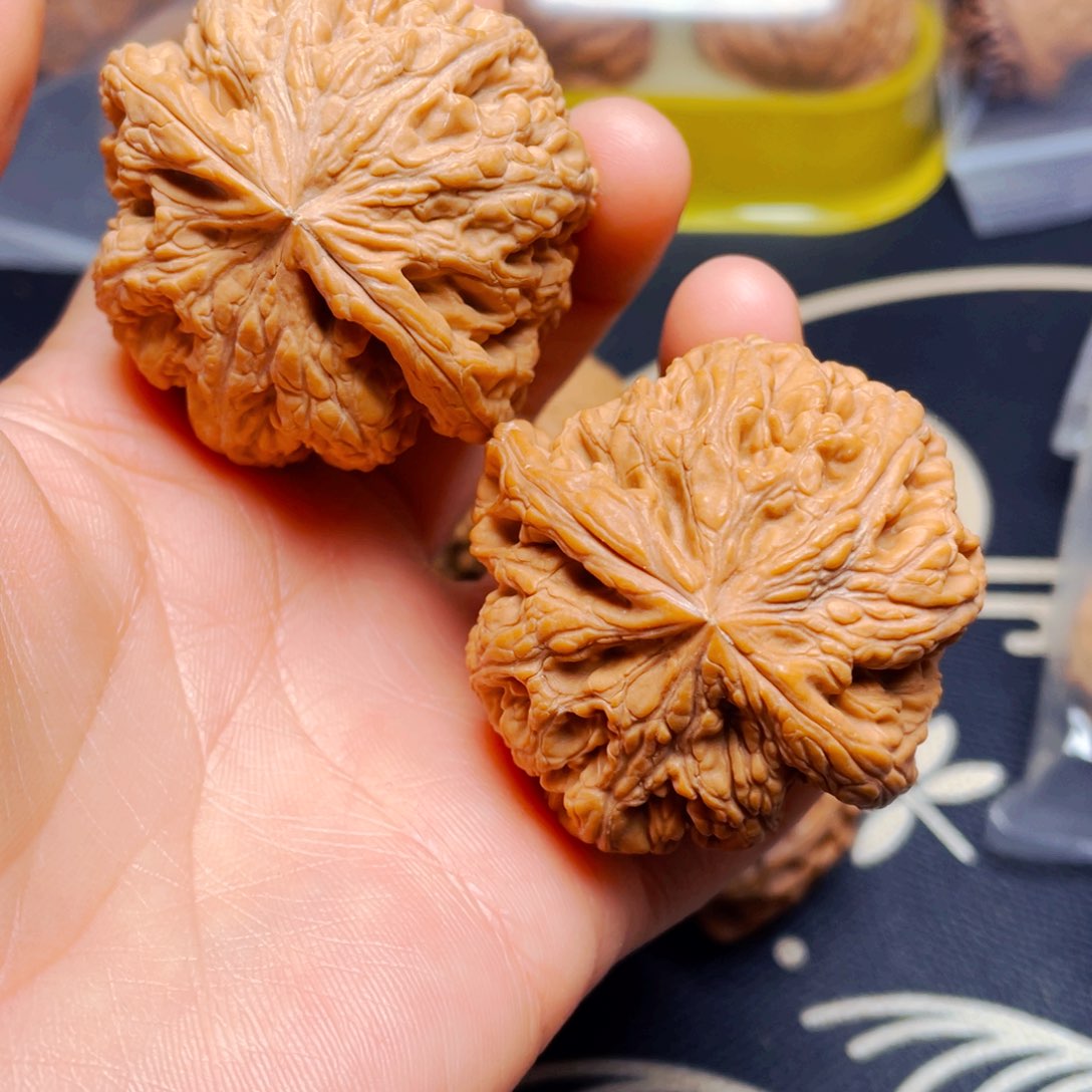 吊坠文玩核桃平谷粗筋