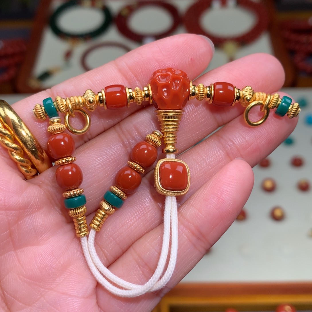 南红玛瑙未镶嵌颈饰