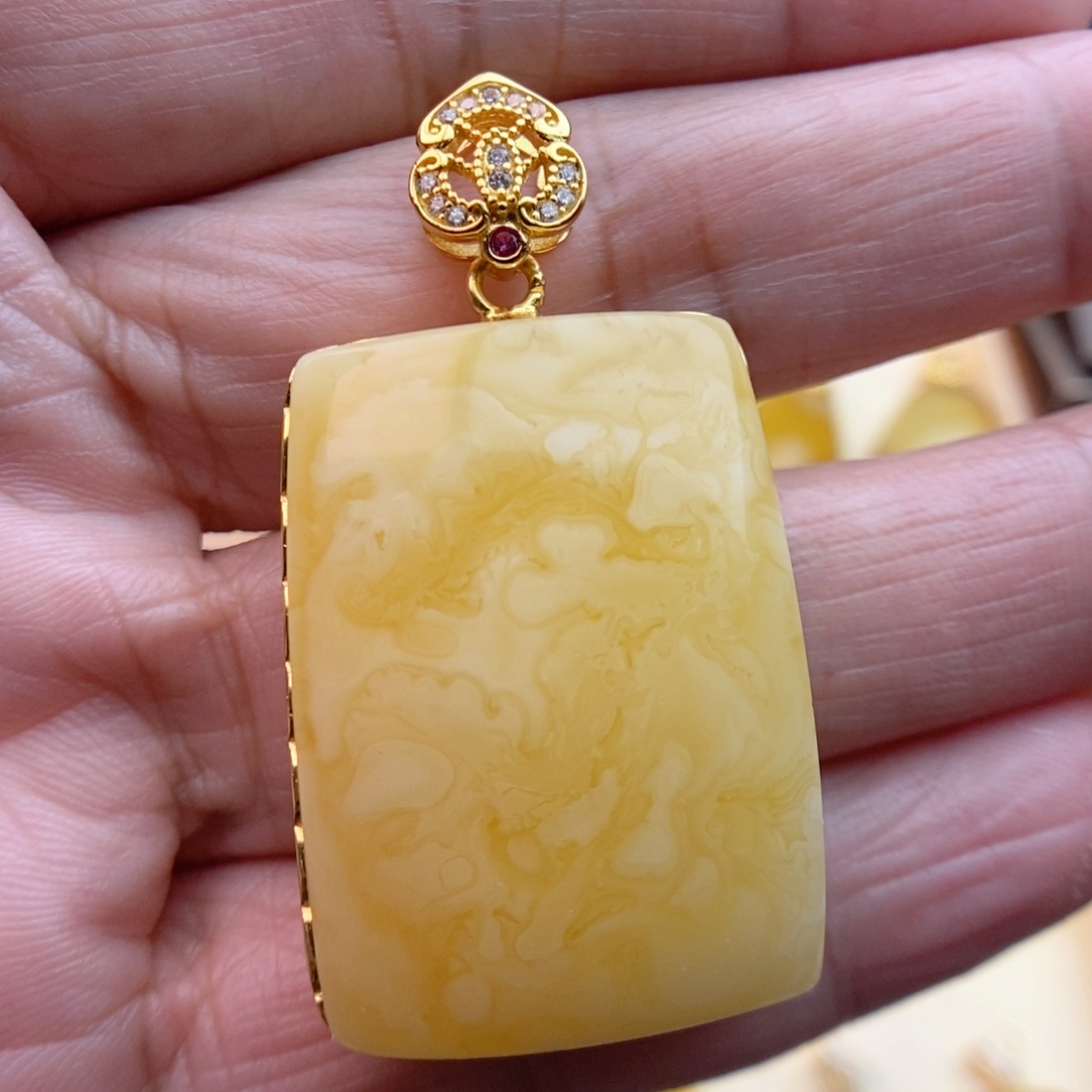 琥珀颈饰银S925镀金镶嵌