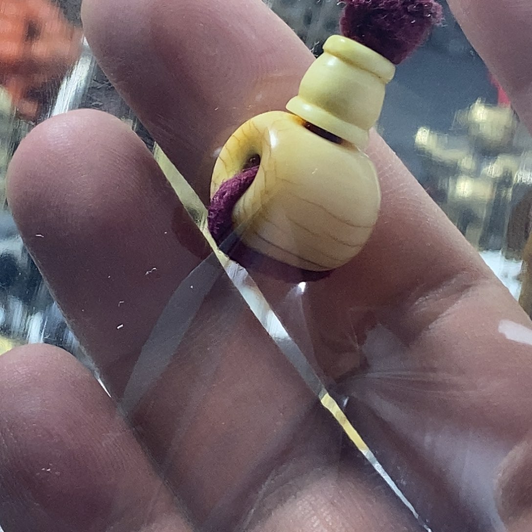 非金属三通一个小配饰