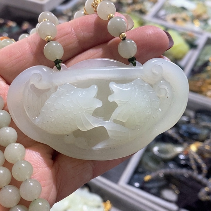 岫玉毛衣链未镶嵌