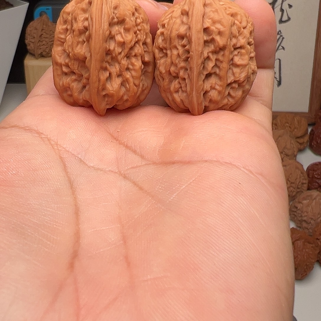 ༺***༻文玩核桃吊坠龙胤