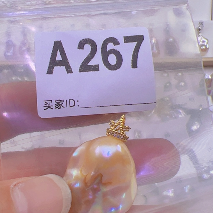淡水珍珠颈饰合金
