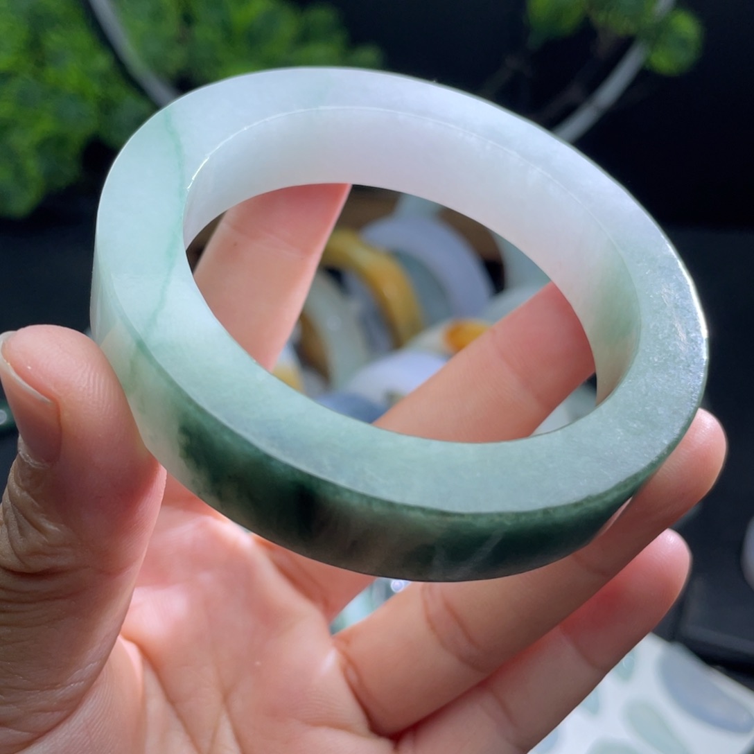 未镶嵌不退不换定制翡翠