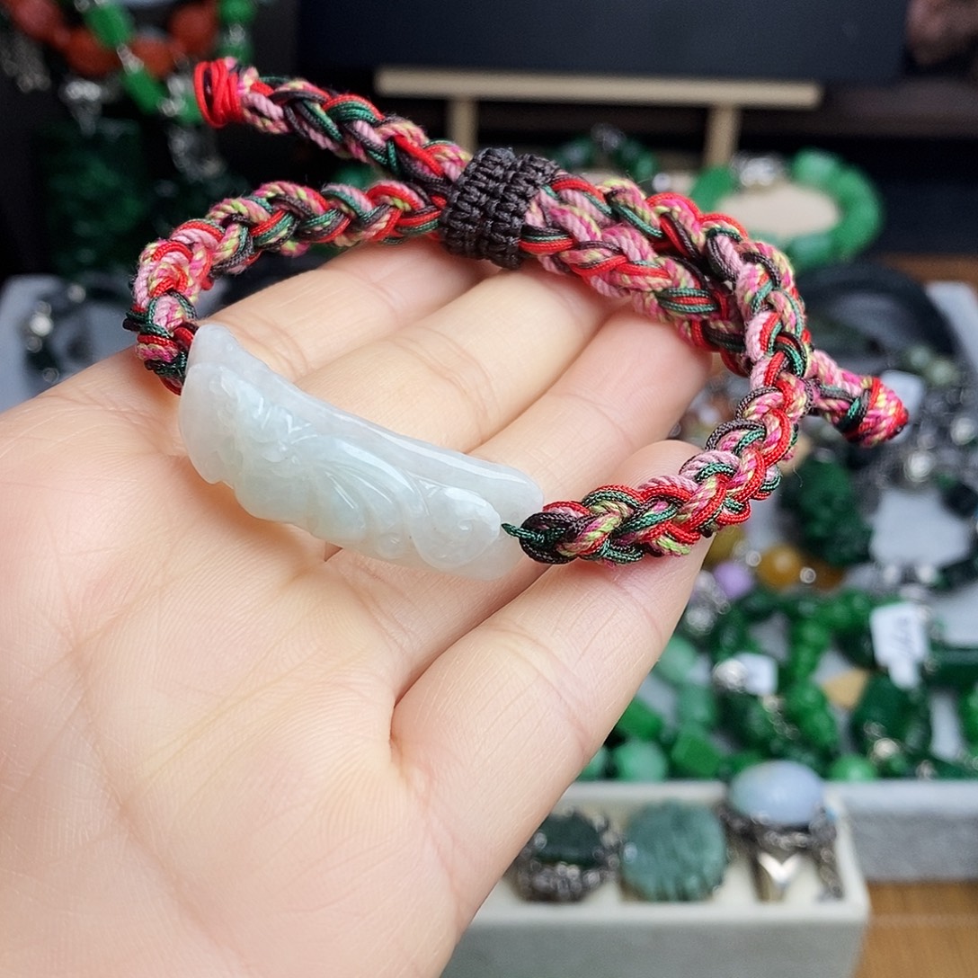 翡翠未镶嵌手链19.9