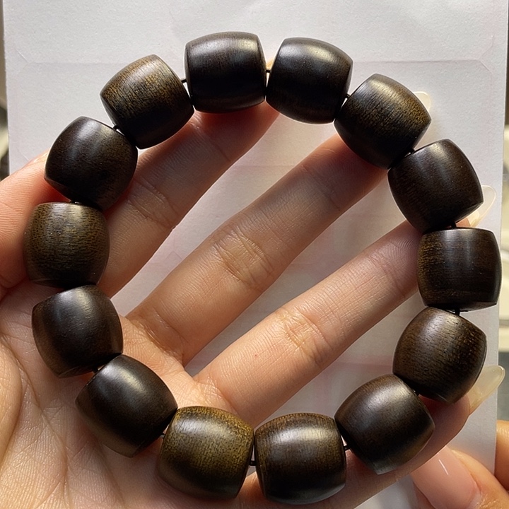 沉香手串风**虹越南芽庄白奇