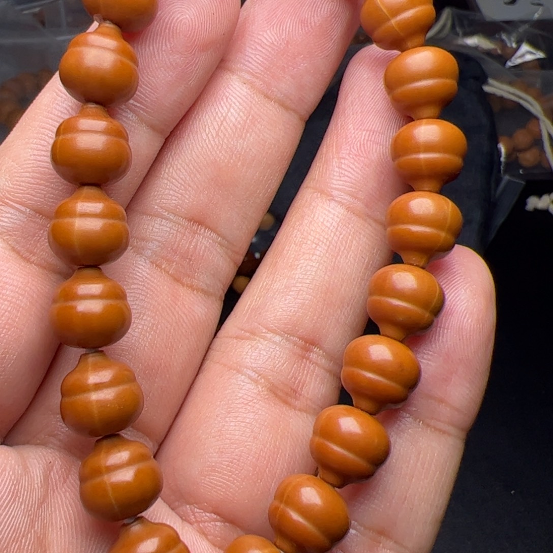 猴头核桃吊坠卡罗拉